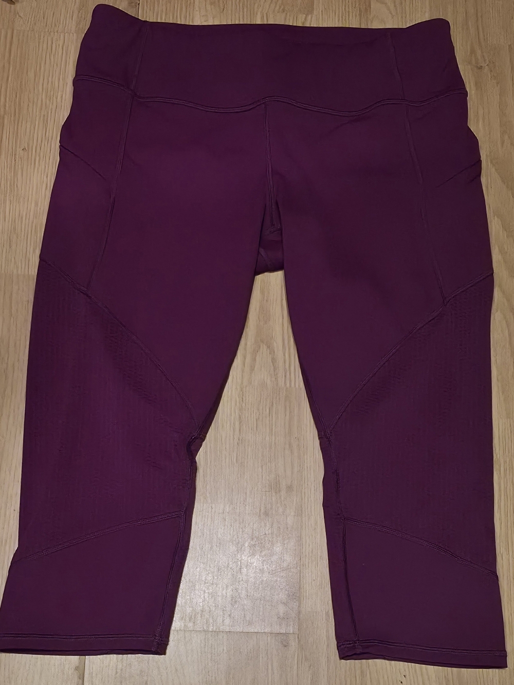 #97 Athleta Large Petite Plum Mesh Performance Capri Leggings